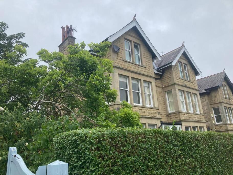 Spacious & Bright 3 Bed Harrogate Apartment Esterno foto