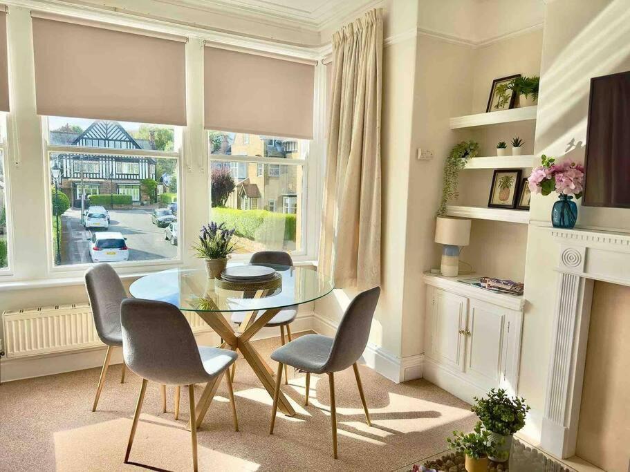 Spacious & Bright 3 Bed Harrogate Apartment Esterno foto